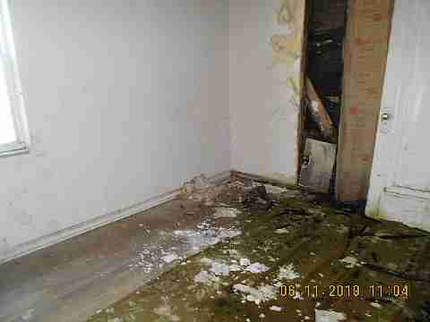 18042 Russell (18)_m.jpg